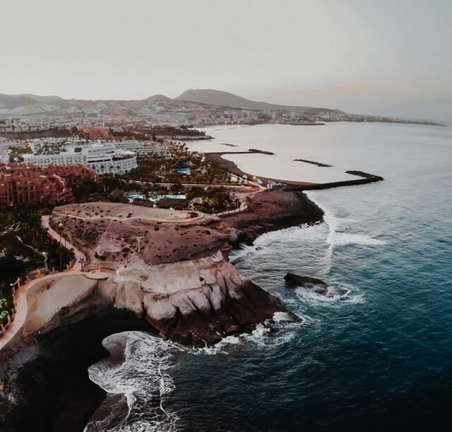 benjamin-voros-1FxglxYss7g-unsplash